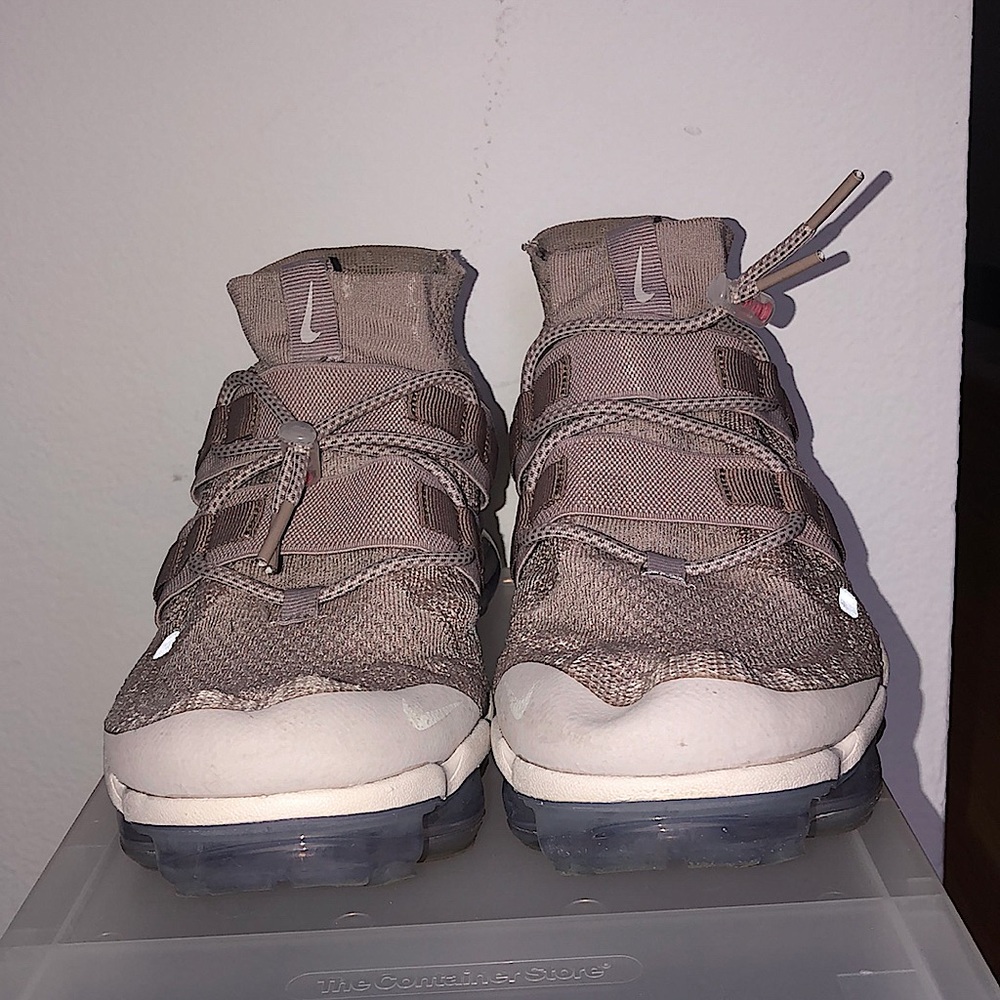 Nike Air VaporMax Utility Moon Particle shoes